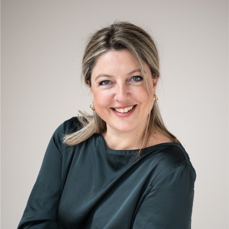 l'Orateur: Barbara van Riel