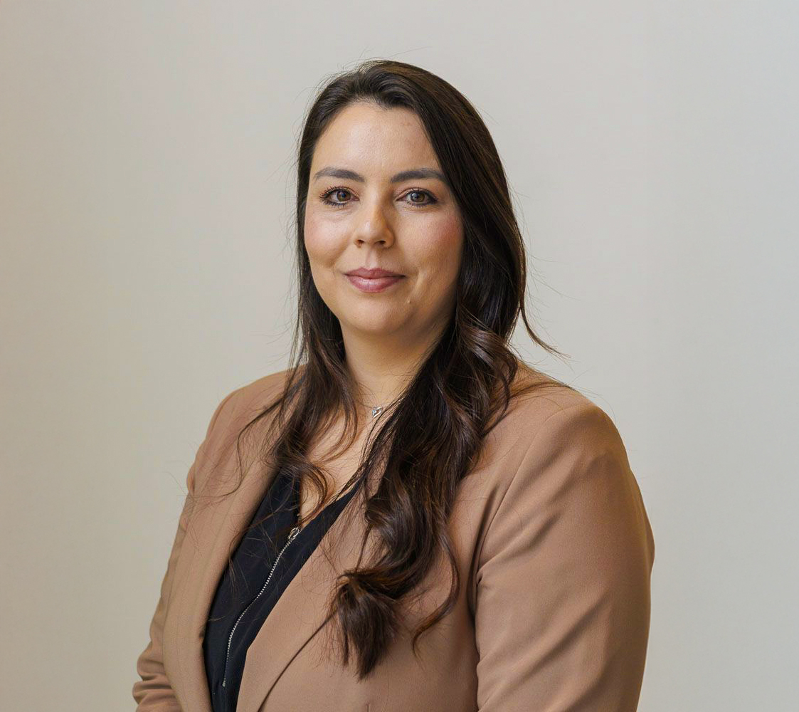 l'Orateur: Mônica Anater